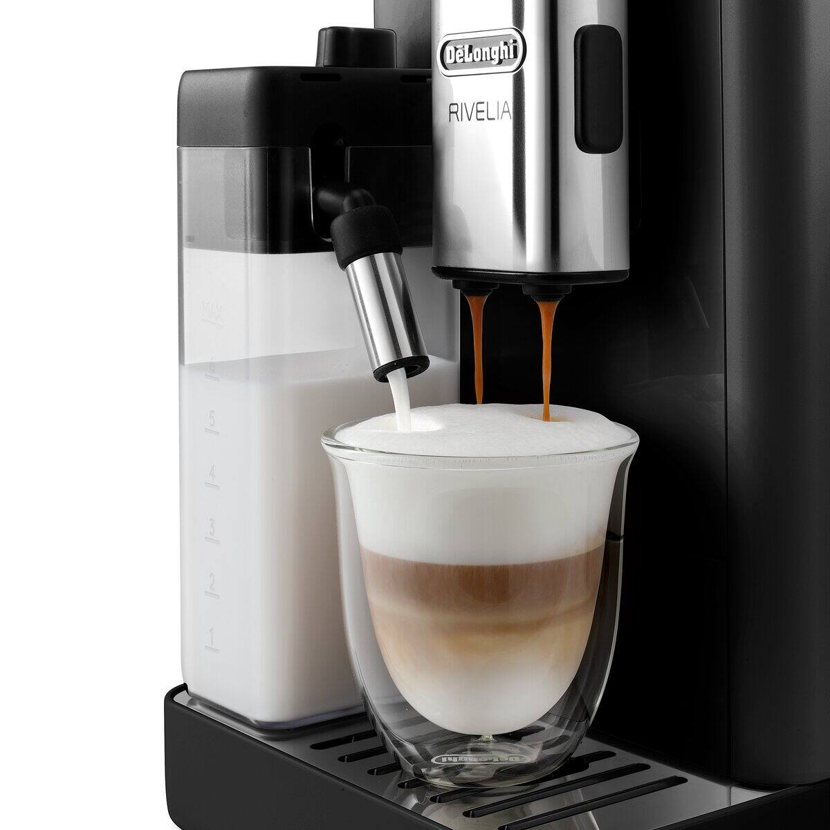 De'Longhi Rivelia – Lieferumfang mit zweitem Bohnenbehälter, Milchkaraffe und Wasserfilter